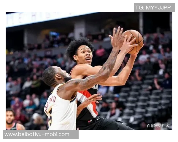 安芬尼西蒙斯女友现场带娃观战颜值如何网友热议